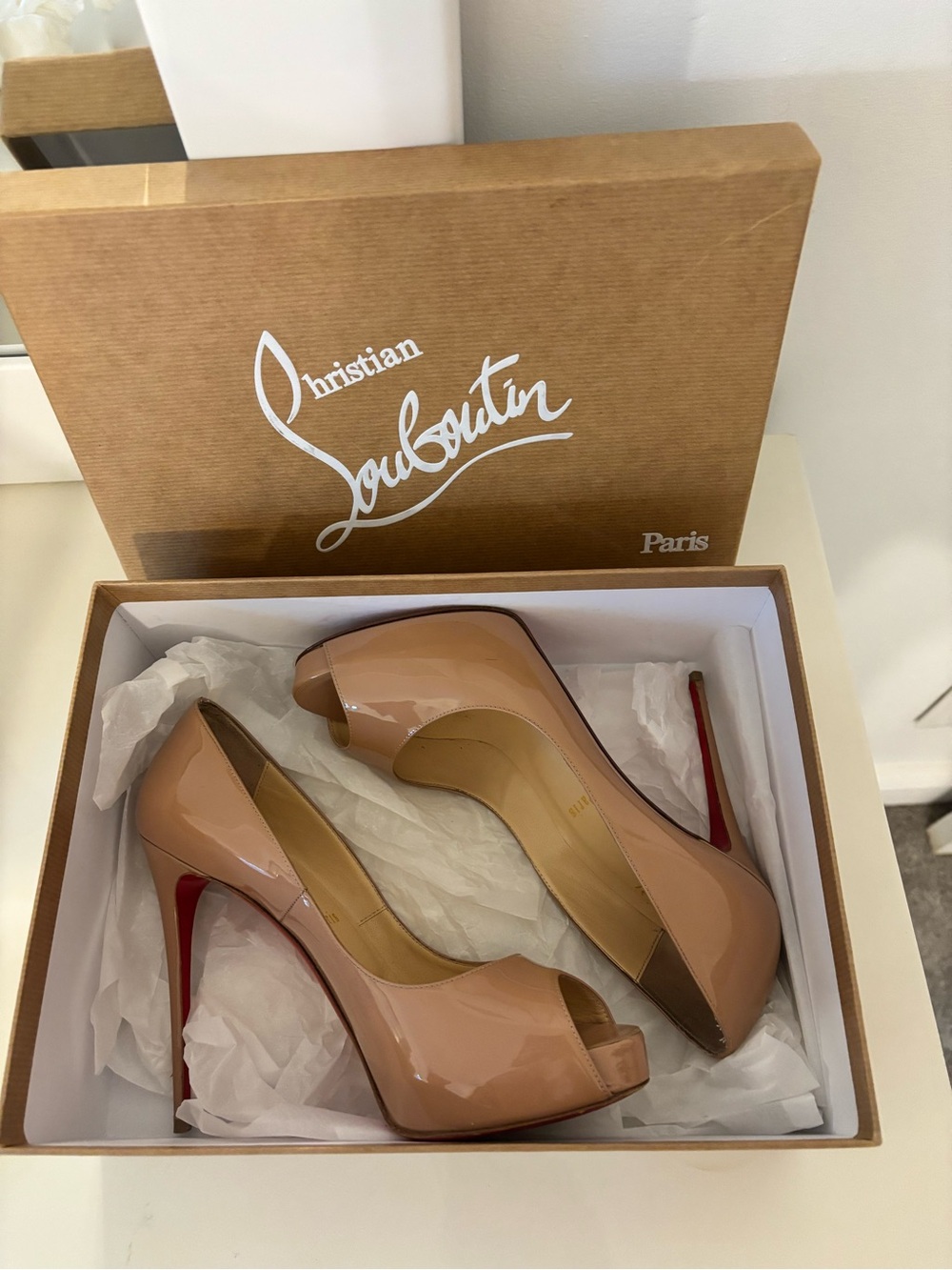 Christian Louboutin Nude Patent Peep-Toe Pumps with Red Soles - Picture 1 of 6